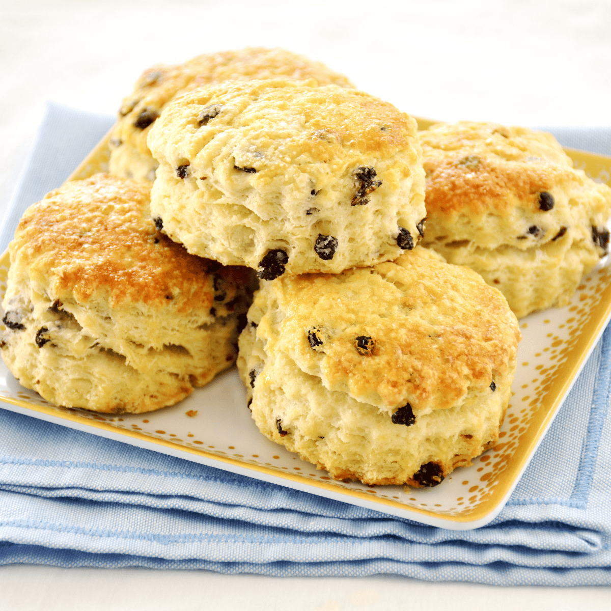 Air fryer fruit scones