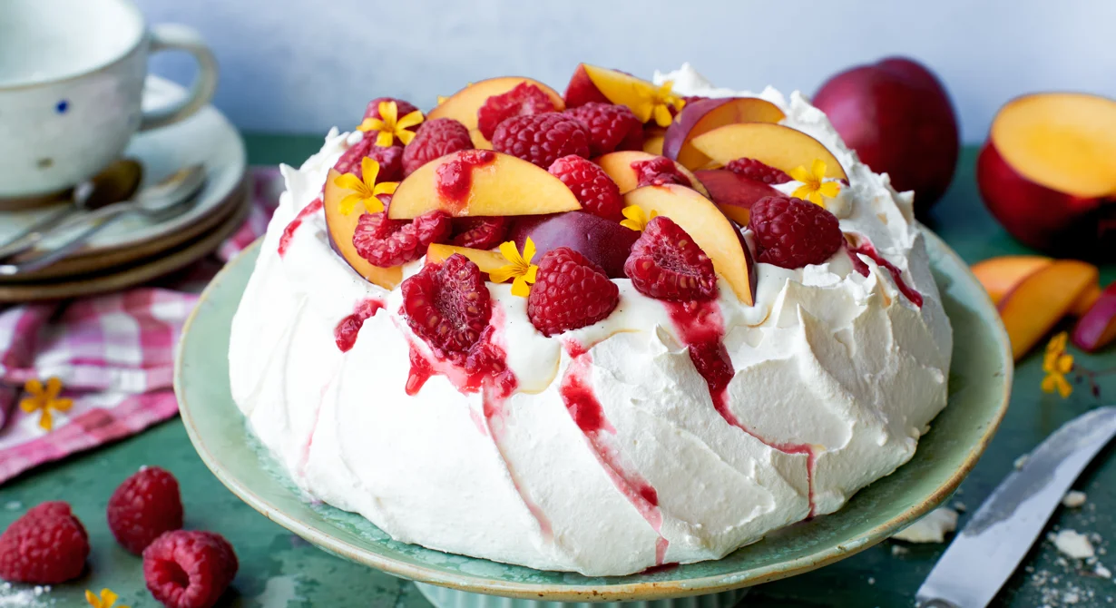 Air Fryer Vanilla Berry Pavlova