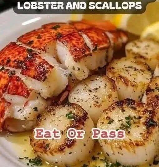 Easy Garlic Butter Lobster and Scallops Recipe