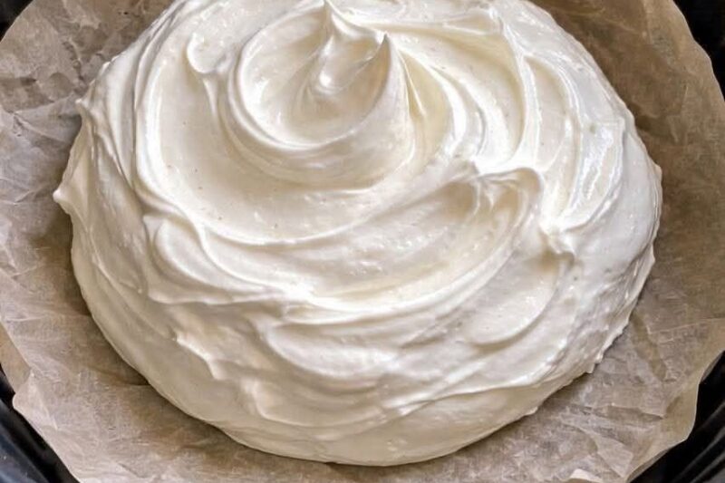 Crispy & Creamy Air Fryer Pavlova (Low-Carb, High-Protein)