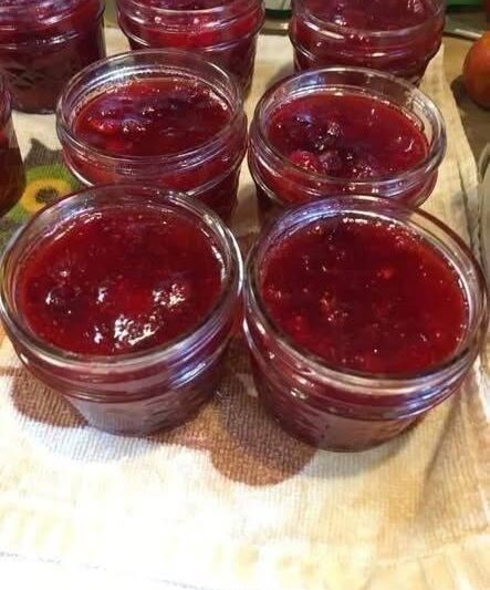 Homemade Christmas Jam with Cranberries, Strawberries & Warm Spices