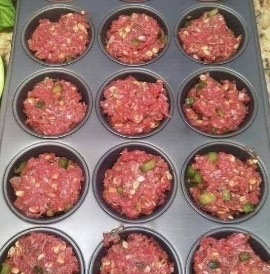 Easy Meatloaf Muffins Recipe for a High-Protein, Low-Carb Meal